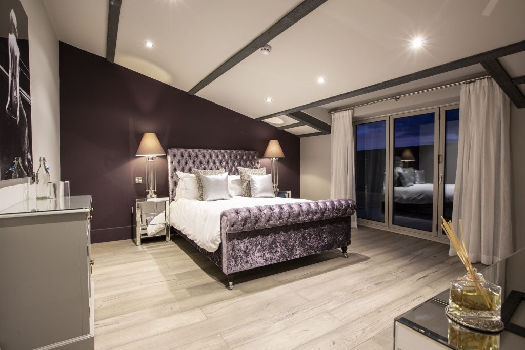 Mallard House Room 11